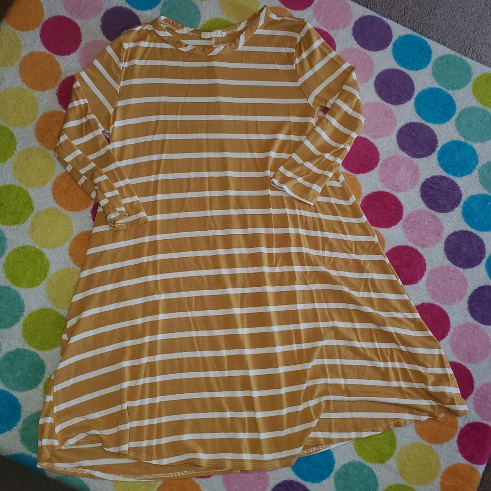 🍀Yellow and White Skater Dress
